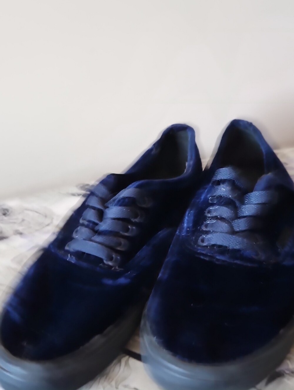 Vans Black Navy Velvet Low-Top Sneakers
